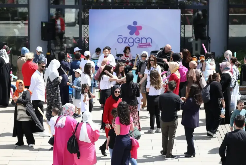 An event at the ÖZGEM center for disabled individuals and their families