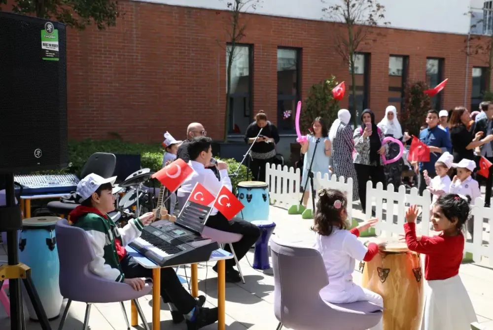 ÖZGEM center community gathering